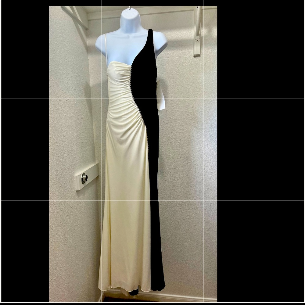 Womens Dress Size 4